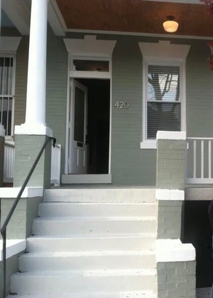 Building Photo - 420 F St NE