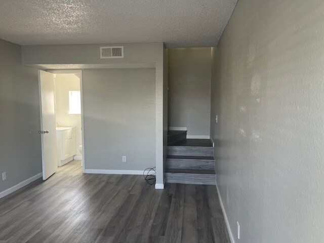 Building Photo - 318 Champlin Ave