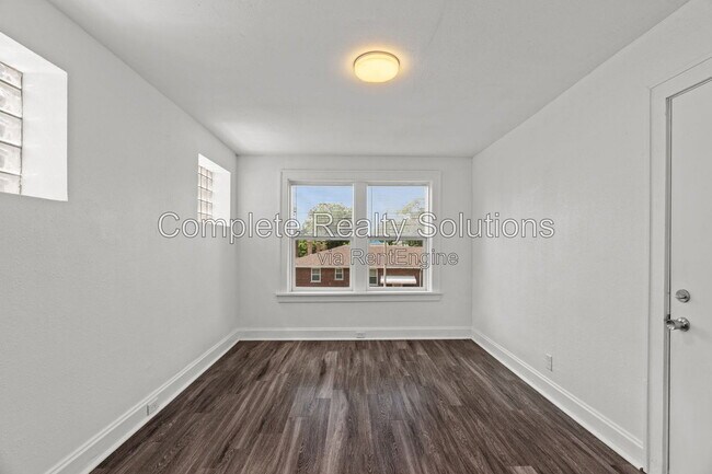 Building Photo - 119 Eichelberger St