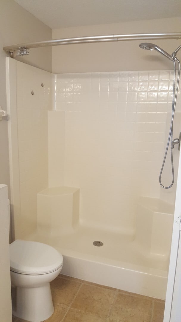 Building Photo - 3 bedroom 2 bath home