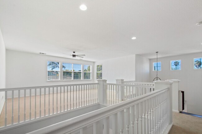Building Photo - 991 Zephyr Ct