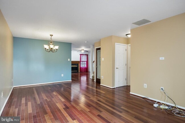 Building Photo - 67 Hearthstone Ln