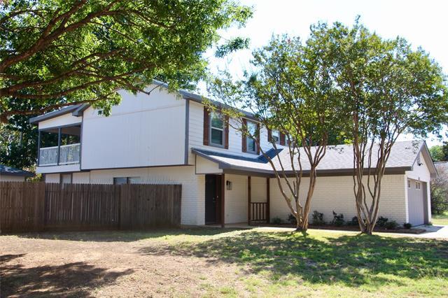 Building Photo - 6205 Fernwood Dr