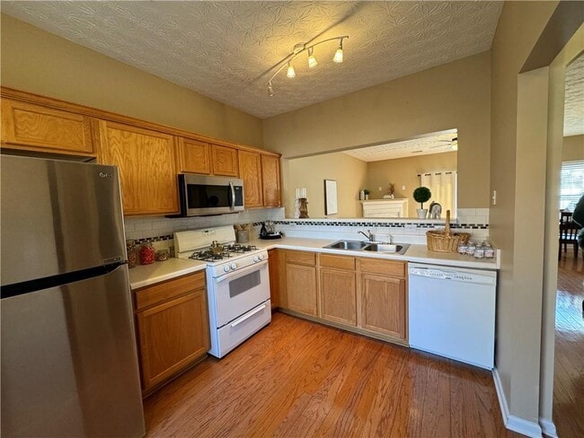 Building Photo - 801 Old Peachtree Rd NW