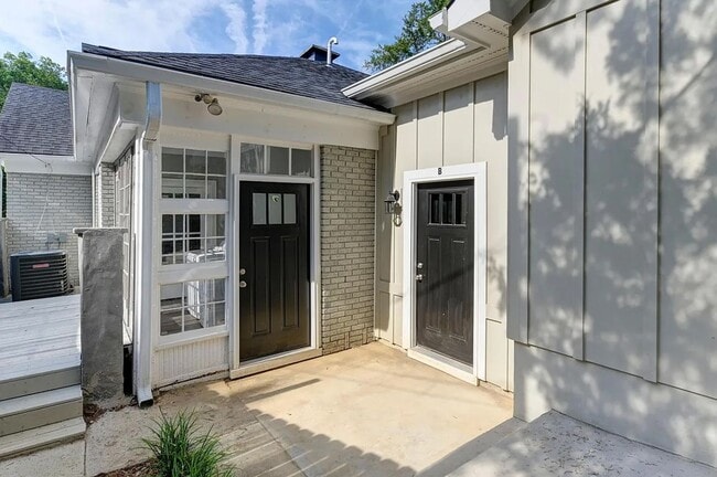 Building Photo - Beautifully renovated and repurposed house