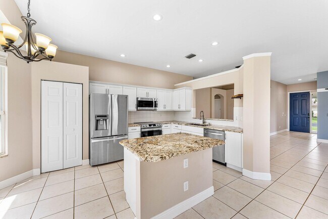 Building Photo - 4144 Manor Forest Trail