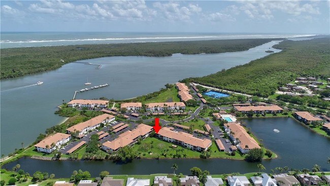 Building Photo - 6101 SE Landing Way