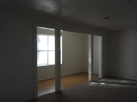 Building Photo - 6332 Igo Rd