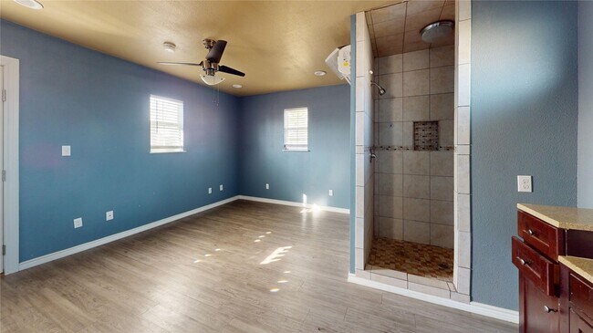 Building Photo - 10987 Windy Ln
