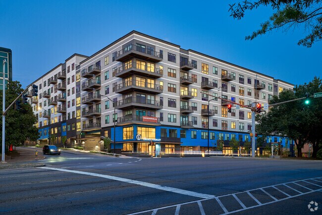 Building Photo - Church and Henley Apartments