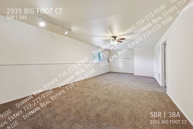 Building Photo - 2935 Big Foot Ct