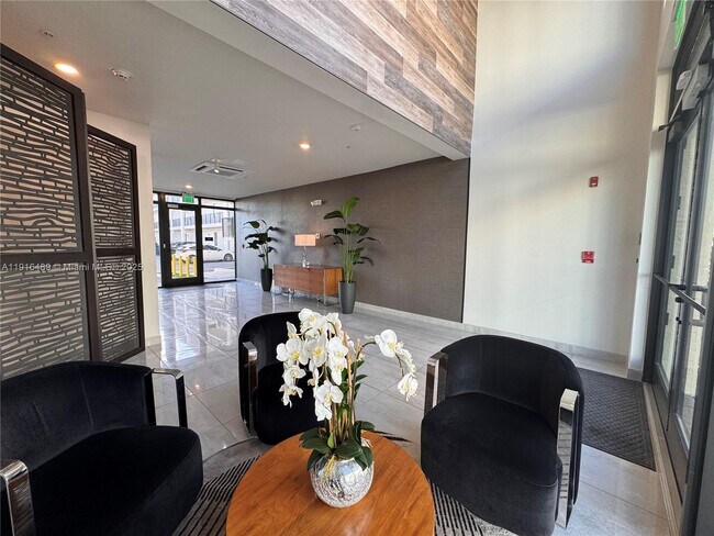 Building Photo - 8167 NW 41st St