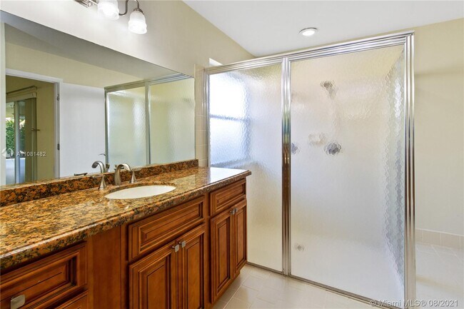 Building Photo - 3562 Southern Orchard Rd W