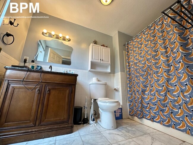 Building Photo - 669 Massachusetts Ave