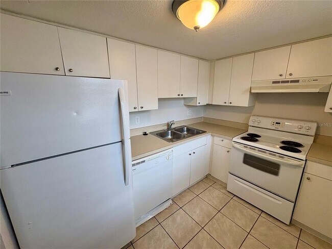 Building Photo - 5310 26th St W