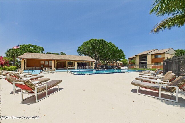 Building Photo - 2369 Golf Lake Cir