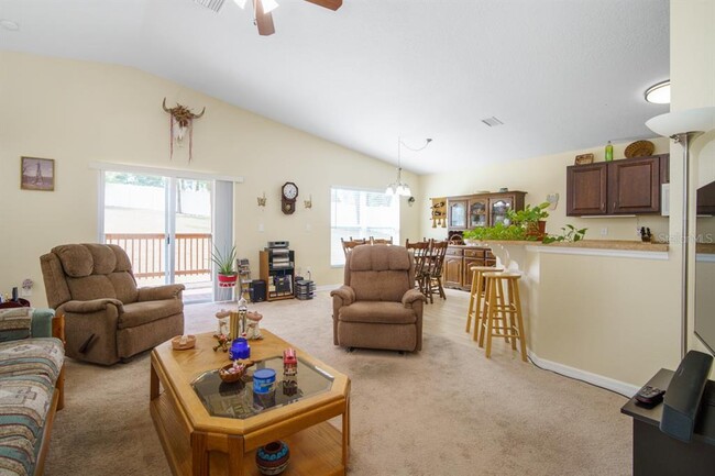 Building Photo - 37146 Highland Bluff Cir