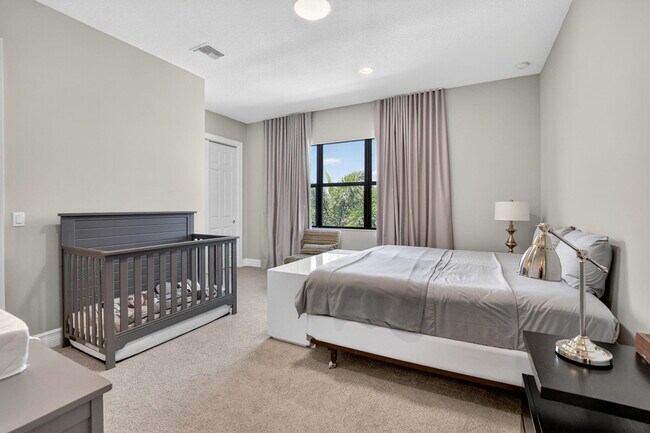 Building Photo - 17358 Santaluce Mnr