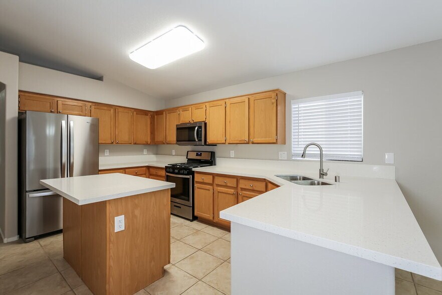 Building Photo - 5109 Backwoodsman Ave