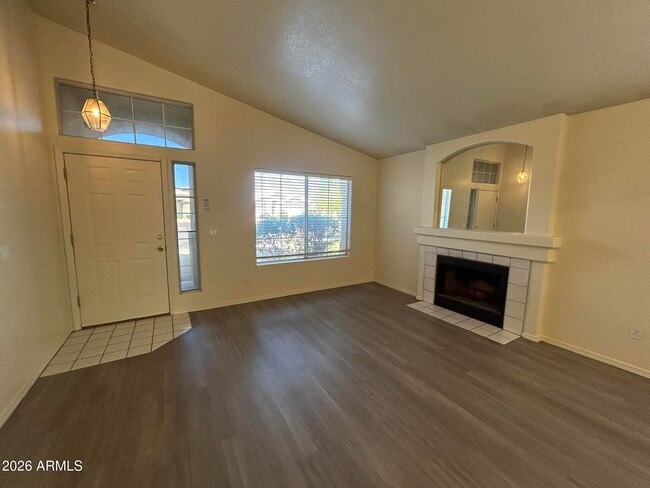 Building Photo - 51 N Del Pueblo Pl
