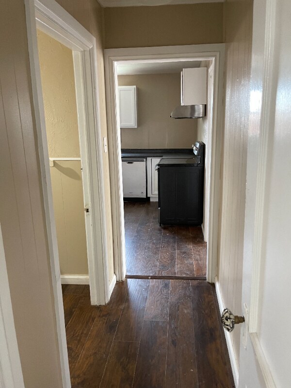 Building Photo - 1811 Bolivar St