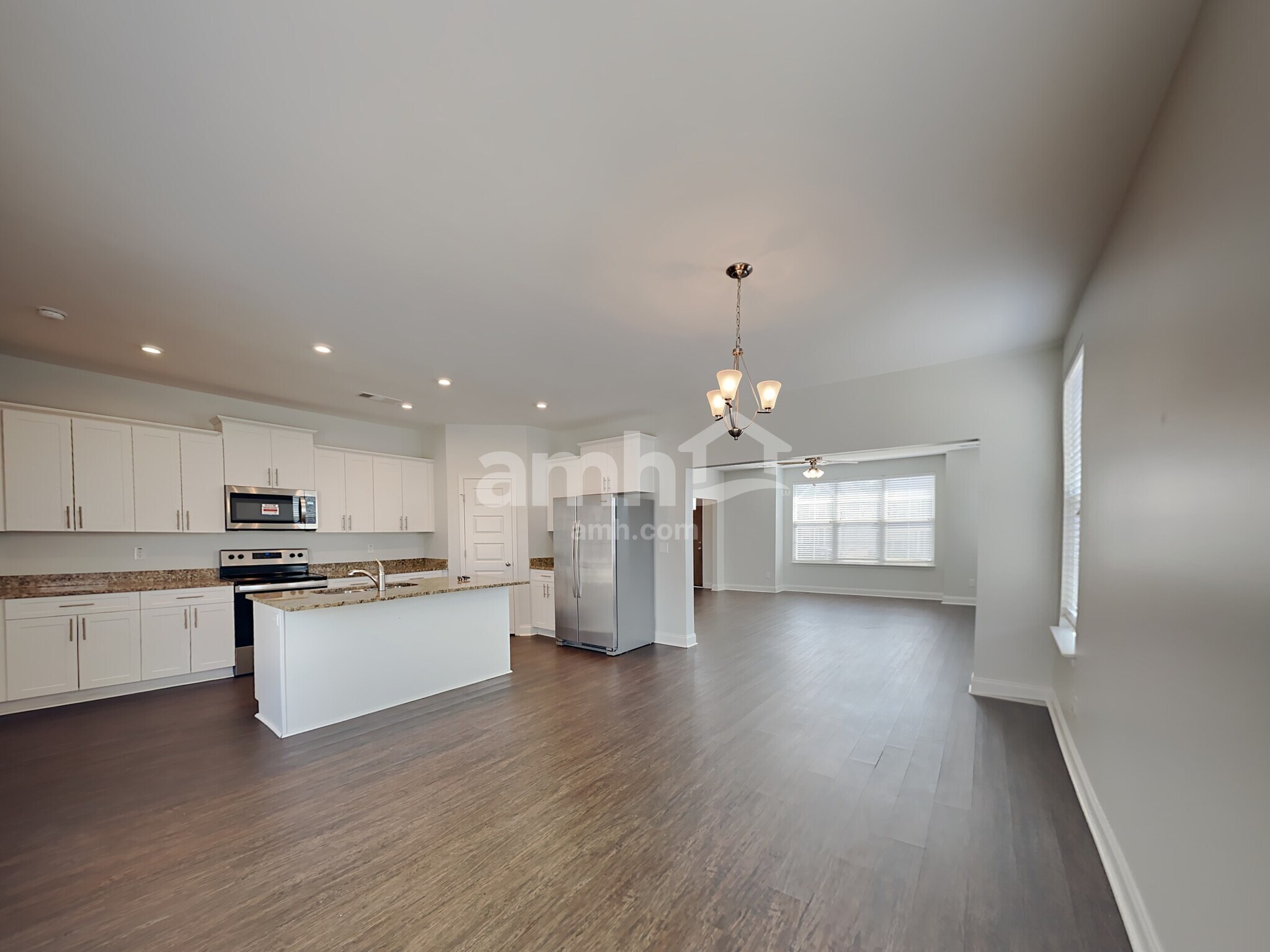 Building Photo - 5327 Tupelo St