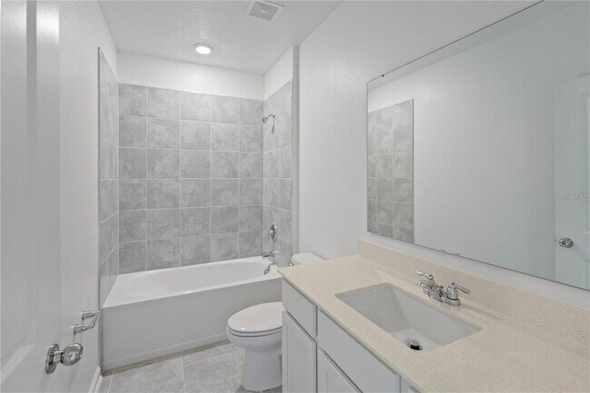 Building Photo - 4819 Worchester Dr