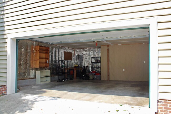 Building Photo - 1638 Brightfield Pl