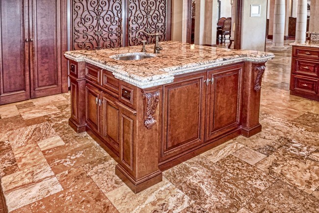 Building Photo - 1363 Oceanview Dr