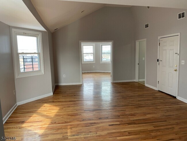 Building Photo - 784 S 19th St