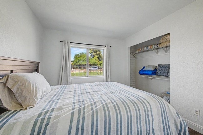 Building Photo - 6315 E Delcoa Ave