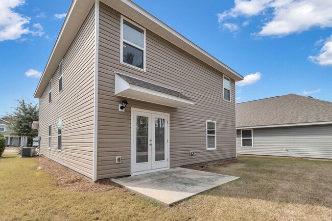 Building Photo - 585 Earl Godwin Rd