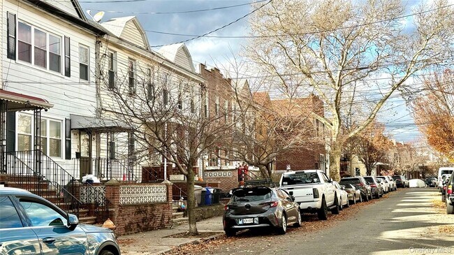 Building Photo - 68-52 76th St