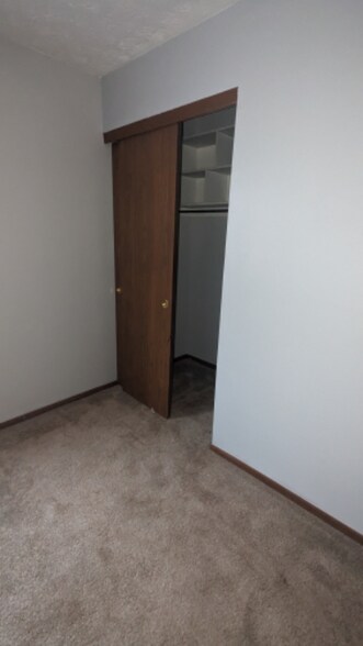 Building Photo - 677 Alta View Ct