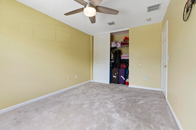 Building Photo - 2253 Balsan Way