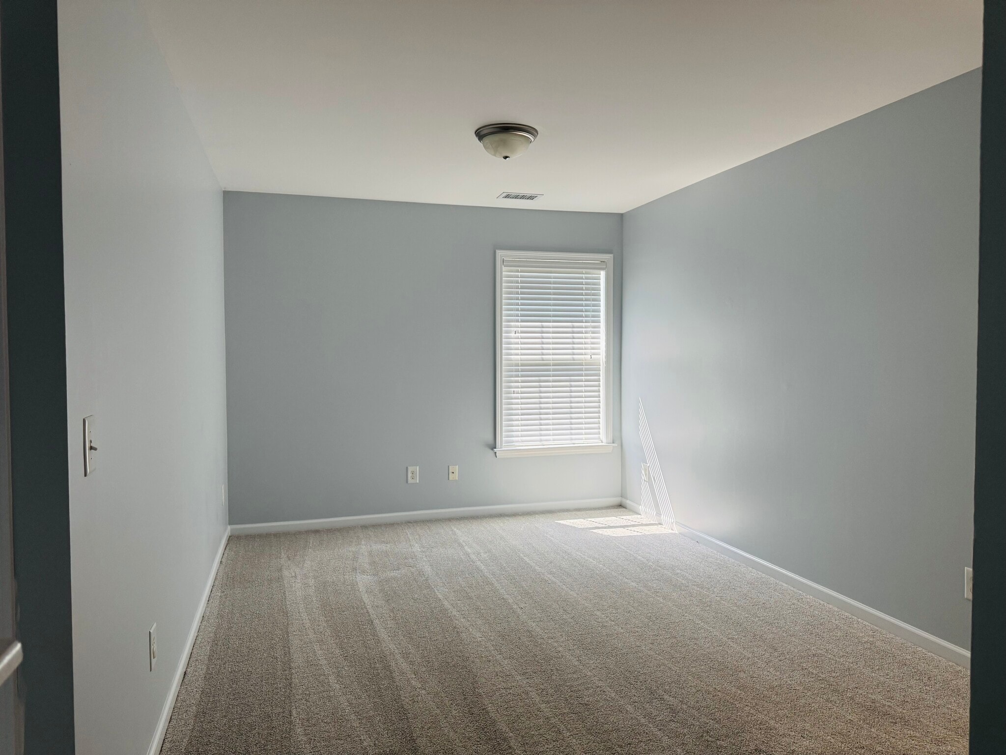 Loft - 8132 Ronda Dr