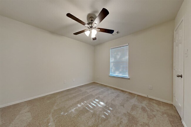 Building Photo - 18114 Stone Trail Manor Dr