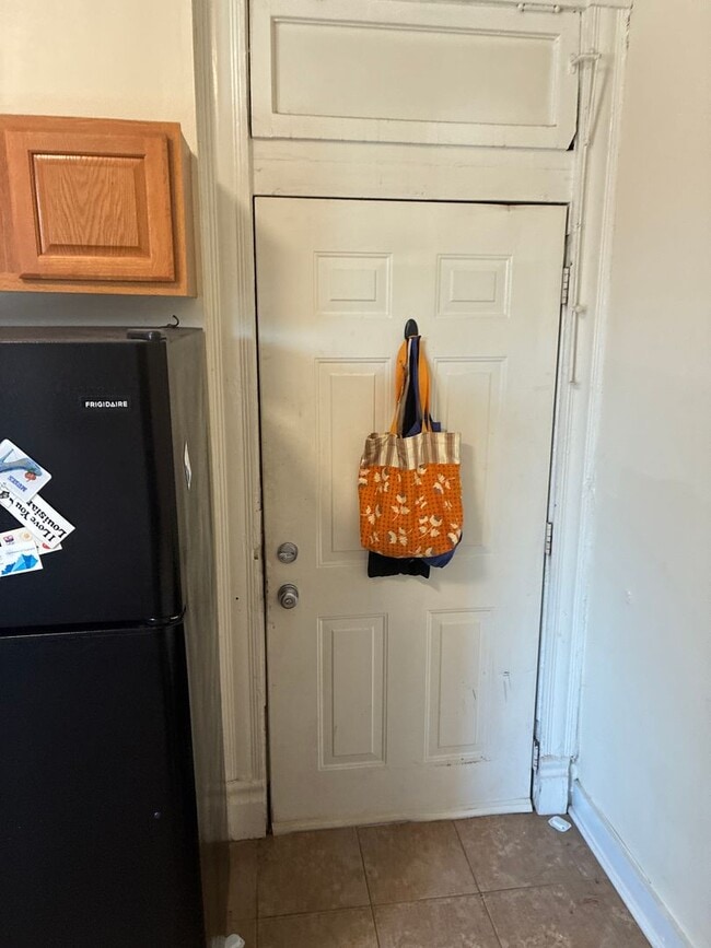 Building Photo - 319