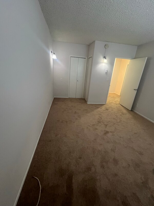 Building Photo - 5410 Quakertown Ave