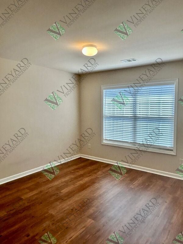 Building Photo - 401 Franklin Ln