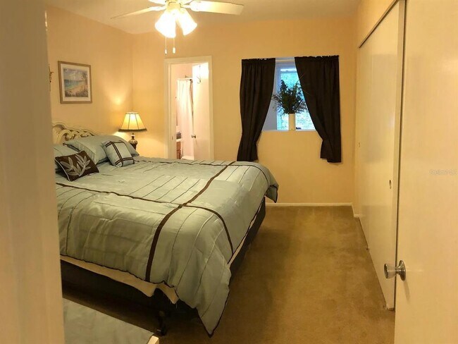 Building Photo - 2071 Australia Way W