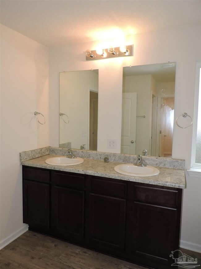 Building Photo - 5780 Blackhorse Cir
