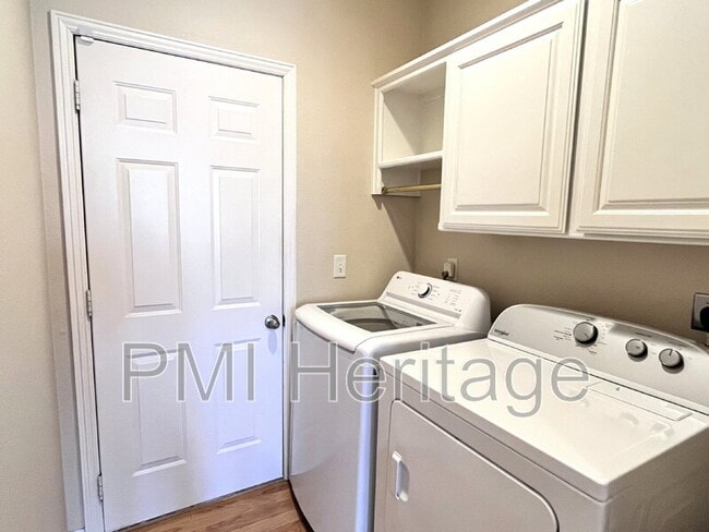 Building Photo - 28 Highland Pkwy