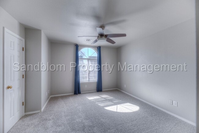 Building Photo - For Lease | Jenks | Available Now!