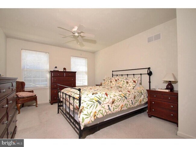 Building Photo - 278 Flagstone Rd