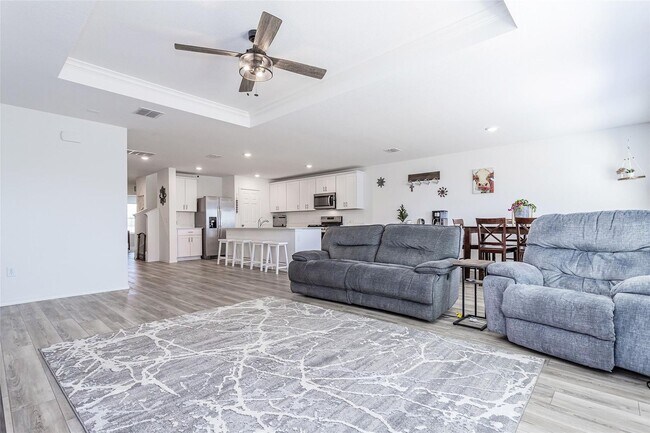 Building Photo - 2023 built Sweet Home! 4bd & 3 bth