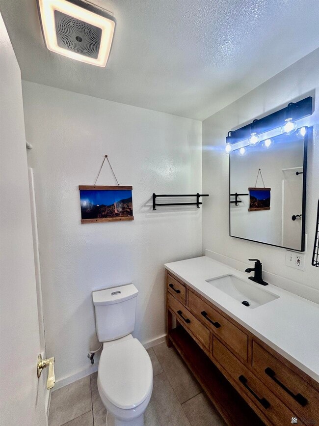 Building Photo - 13407 E 55th St