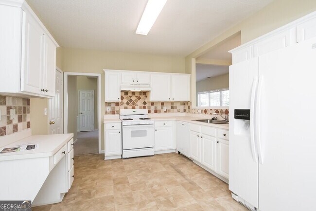 Building Photo - 1033 Dunedin Trail