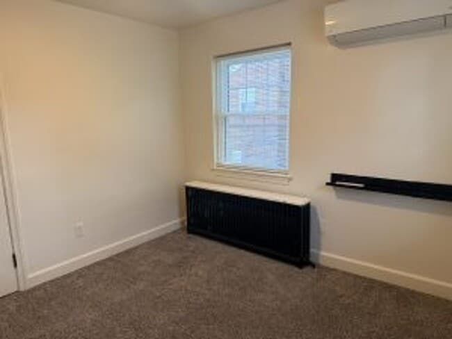 Building Photo - 320 Atkins Ave