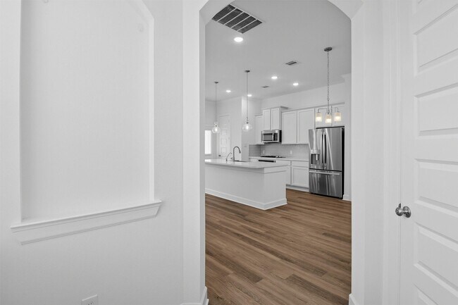 Building Photo - 11404 Irish River Dr